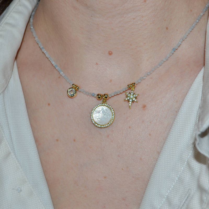 Collar Compañía