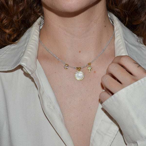 Collar Compañía