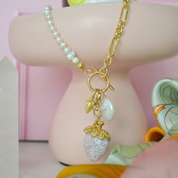 Collar Fresas con Crema