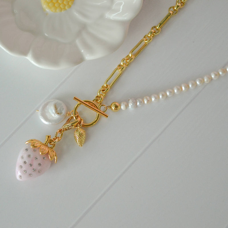 Collar Fresas con Crema