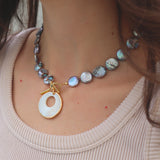 Collar Mouche